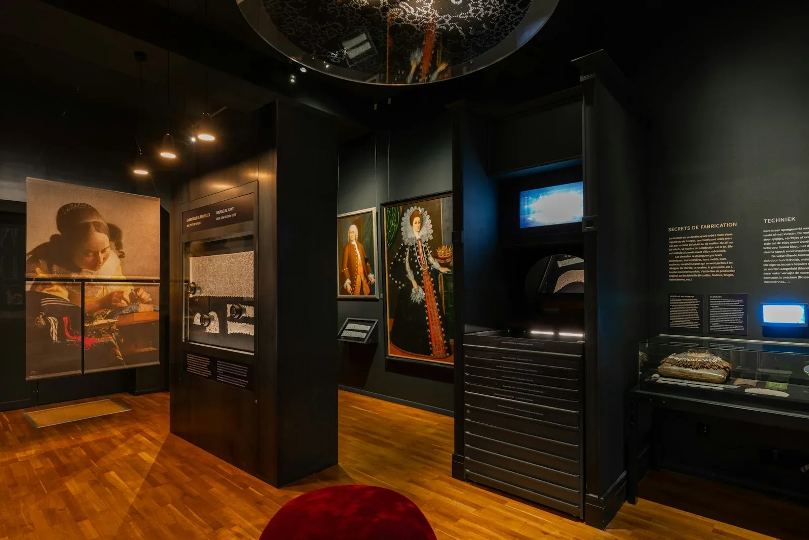 Musée Mode & Dentelle